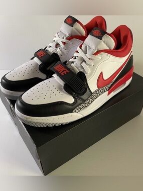 Nike Air Jordan Legacy 312 Low US 5Y White Red Black Grey